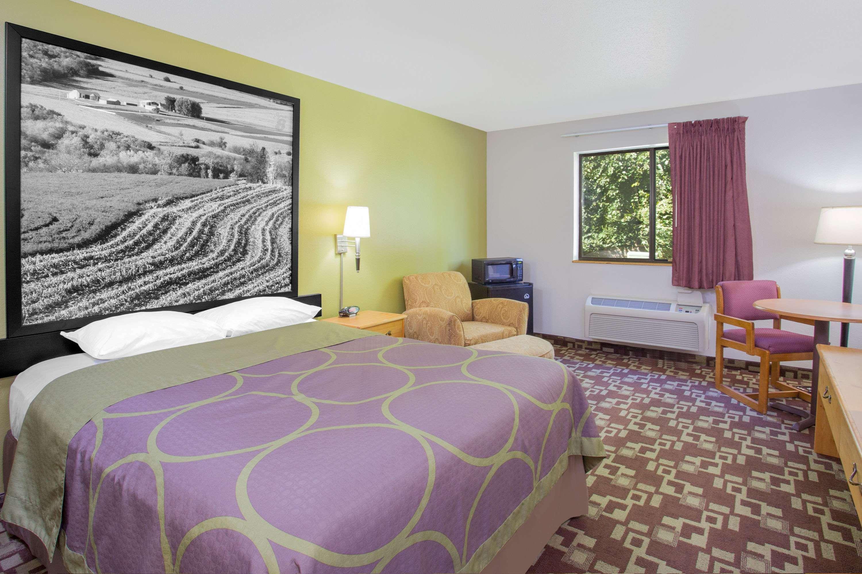 Hotel Super 8 By Wyndham Independence Ia Exteriér fotografie