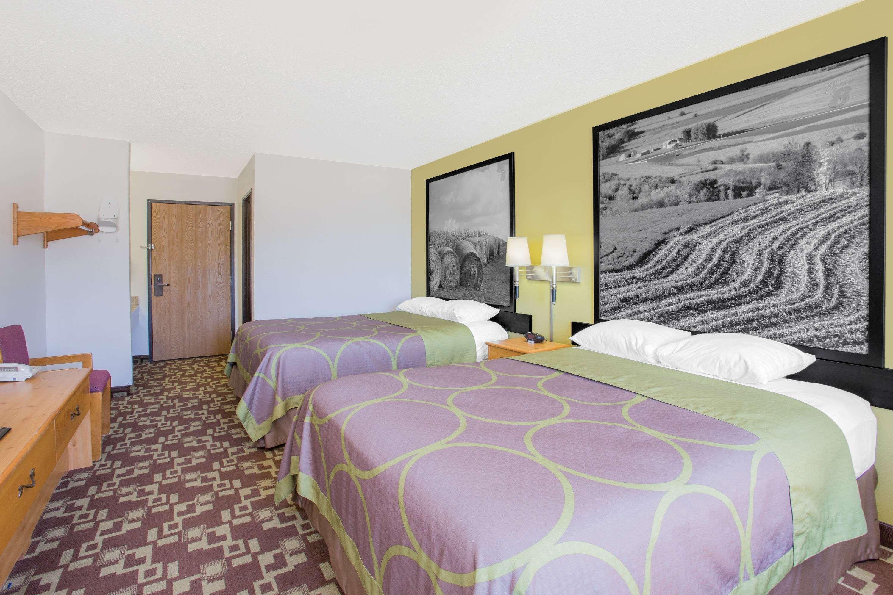 Hotel Super 8 By Wyndham Independence Ia Exteriér fotografie